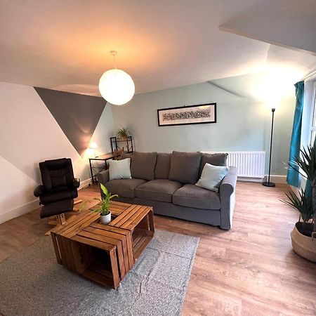 A Spacious 2 Bed Flat In Kingsbridge Town ภายนอก รูปภาพ