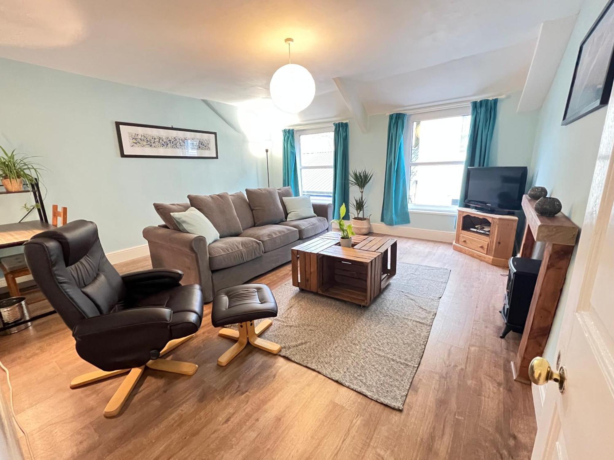 A Spacious 2 Bed Flat In Kingsbridge Town ภายนอก รูปภาพ